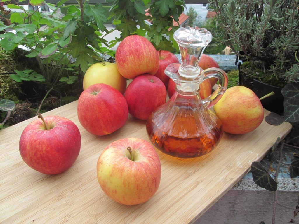 Apple Cider Vinegar - Beauty Tips By Nim | Nimisha Goyal | HashBUGS