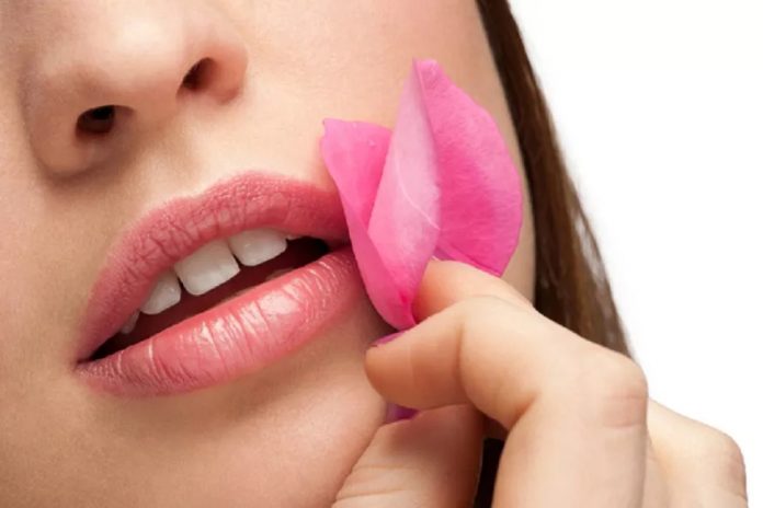 3 NATURAL REMEDIES FOR PINK LIPS | Beauty Tips By Nim | Nimisha Goyal | HashBUGS