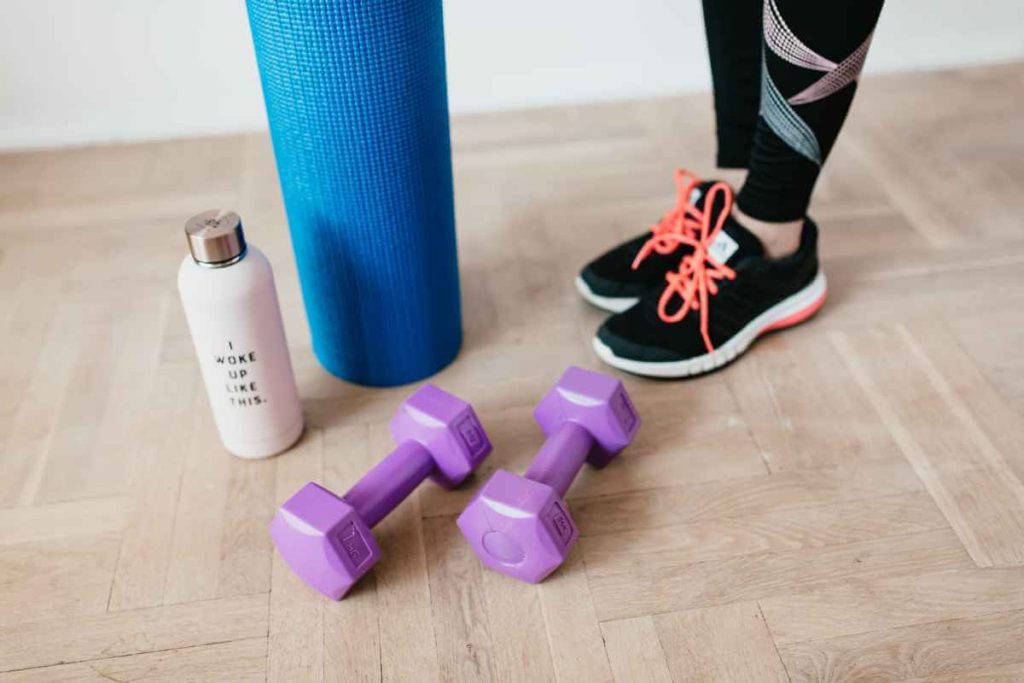 Appropriate Footwear For Gym - Here's What You Should Wear for a Gym Workout - Beauty Tips By Nim - Nimisha Goyal - HashBUGS - BTN - Nimify Beauty - beautytipsbynim.com