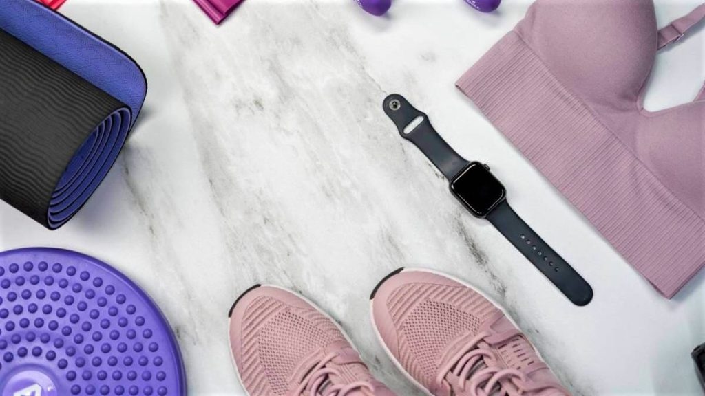 Fitness Tracker - Here's What You Should Wear for a Gym Workout - Beauty Tips By Nim - Nimisha Goyal - HashBUGS - BTN - Nimify Beauty - beautytipsbynim.com