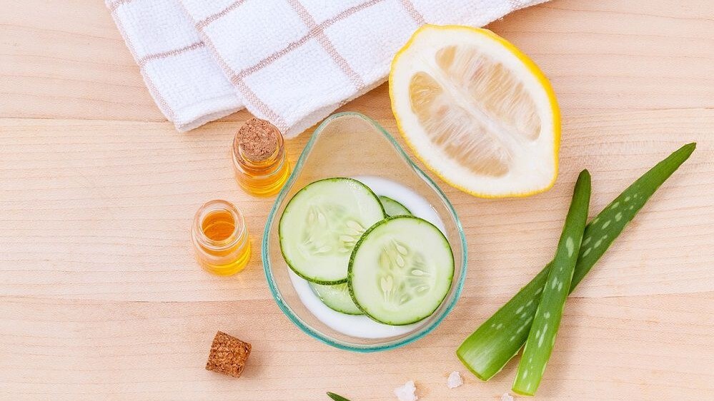 Use Natural Toners To Hydrate Your Skin