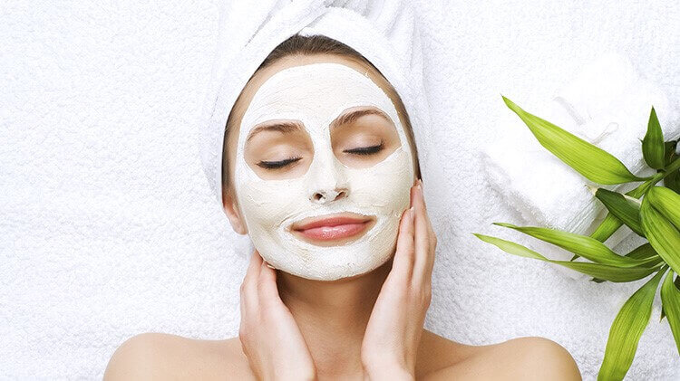 8. Face Mask To Seal In The Glass-Skin Look